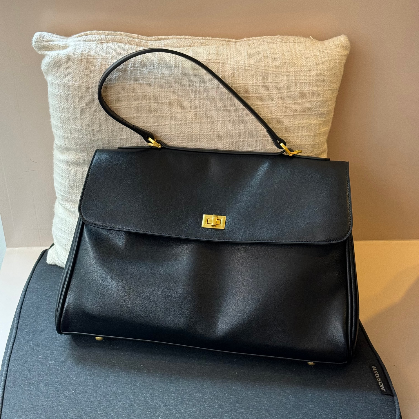 https://cdn.shopify.com/s/files/1/0371/0848/2187/files/IMG_8156.heic?v=1767124103