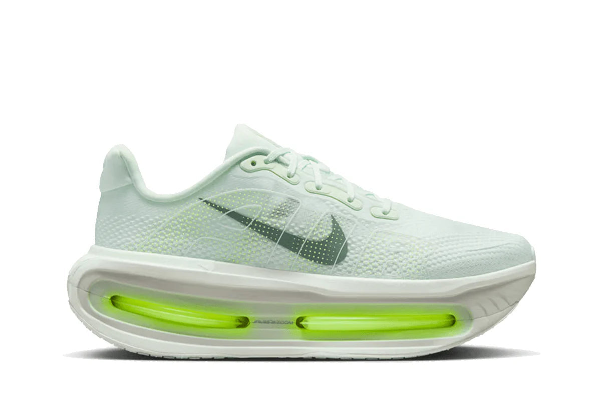 https://cdn.shopify.com/s/files/1/0897/7881/5267/files/Nike_Vomero_Premium_Barely_Volt_Verde.jpg?v=1768437811