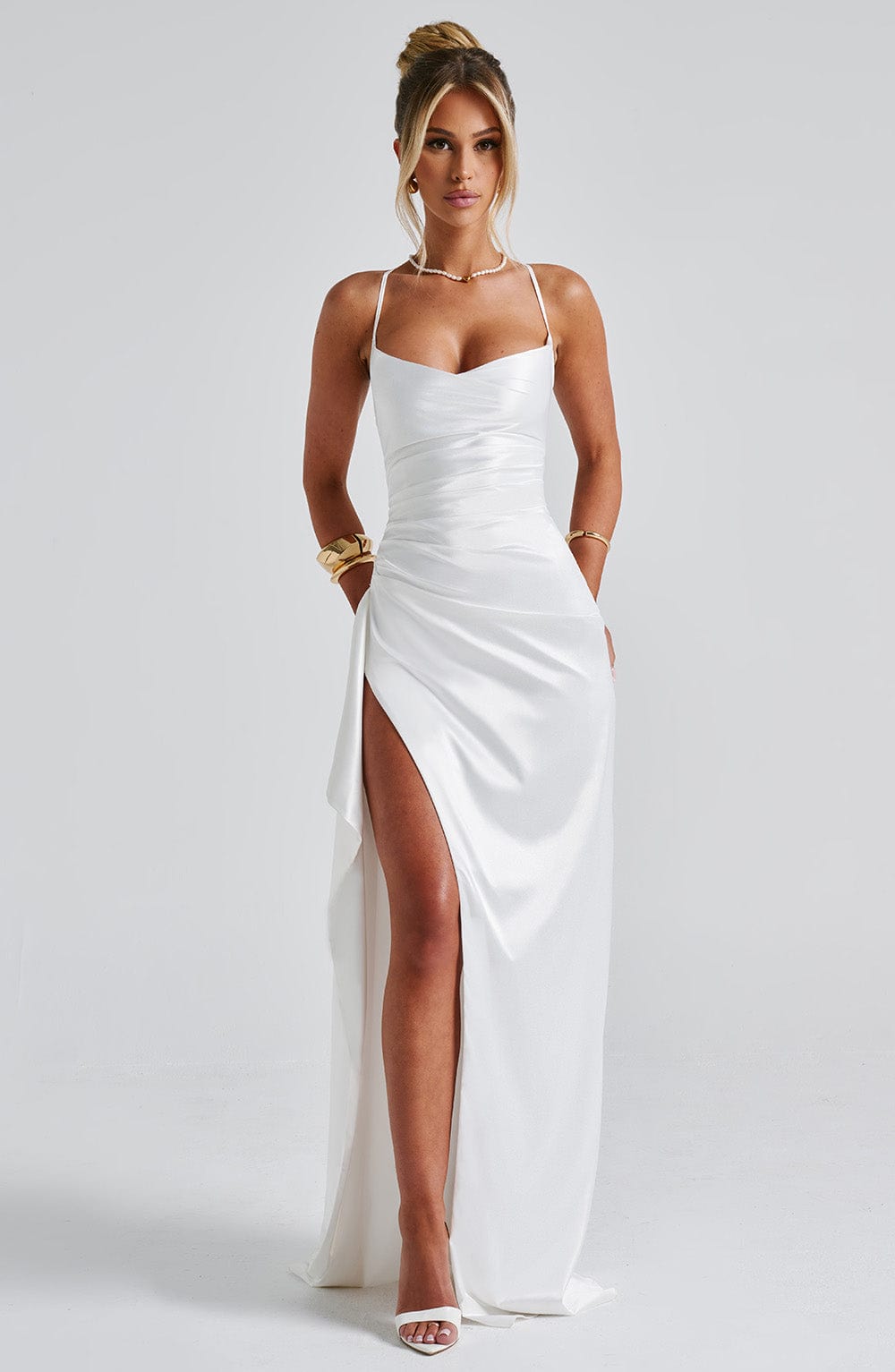 https://cdn.shopify.com/s/files/1/2060/7491/files/helen-maxi-dress-ivory-dress-babyboo-fashion-32506791297087.jpg?v=1757594728