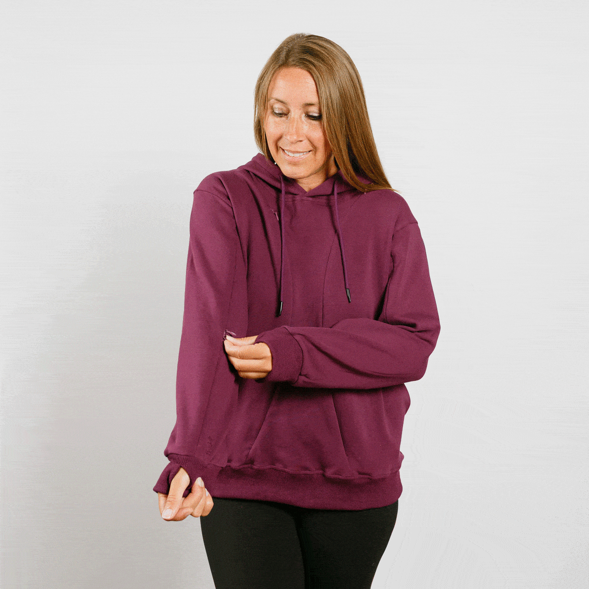 https://cdn.shopify.com/s/files/1/0613/7236/6997/files/ma-iv-zip-plum-SLEEVES-GIF_b0d2c6b9-3860-4b58-9a3e-f2866587a602.gif?v=1753976760